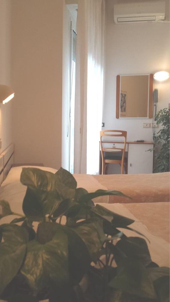 Hotel Galles Rimini Ngoại thất bức ảnh