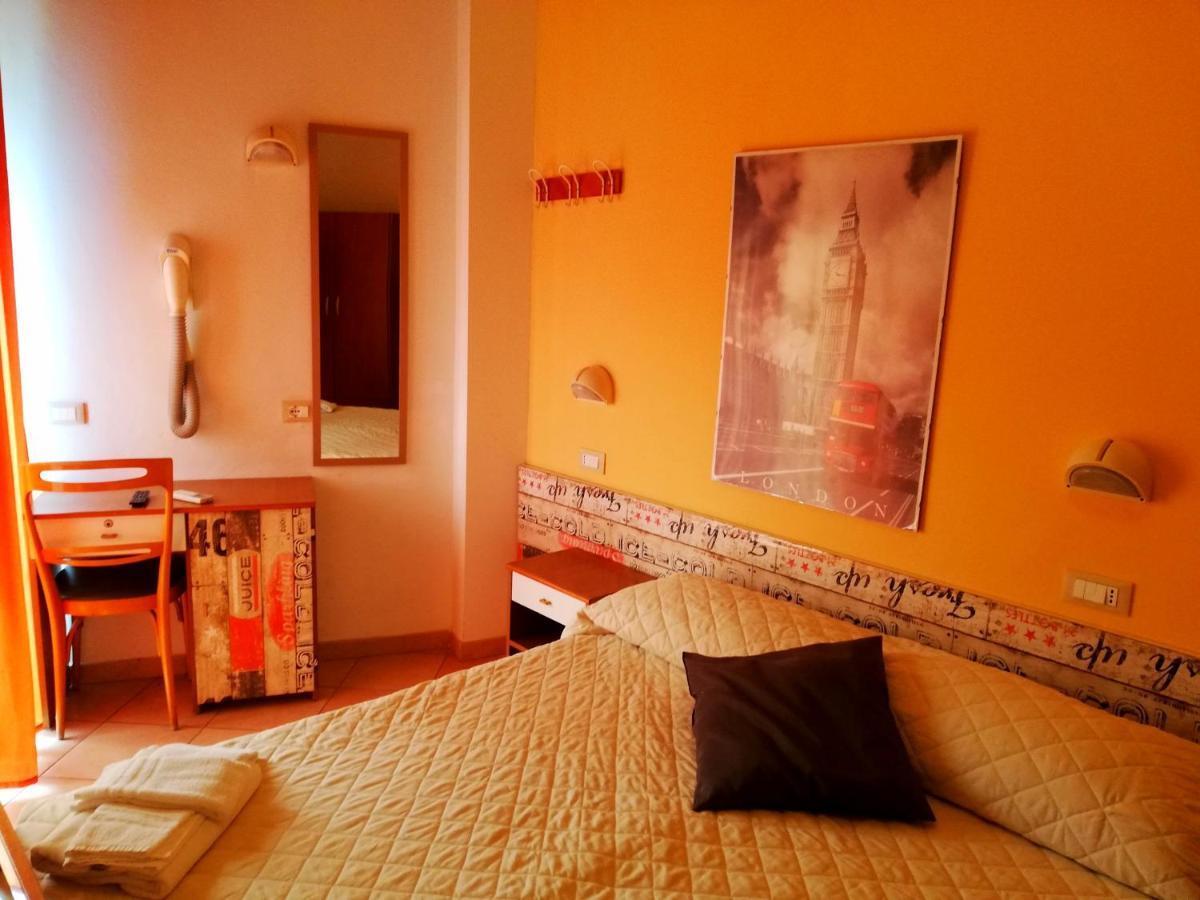 Hotel Galles Rimini Ngoại thất bức ảnh