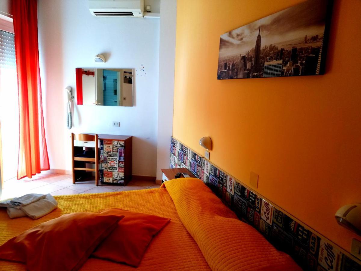 Hotel Galles Rimini Ngoại thất bức ảnh